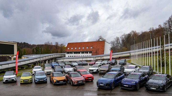 Konkursa “Latvijas Gada auto 2025” dalībnieku automobiļi un to cenas